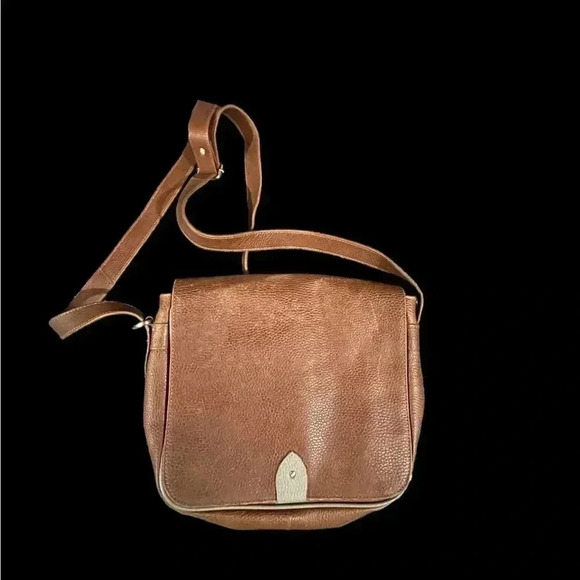 Sora Nomad Shoulder Bag - Picture 1 of 5